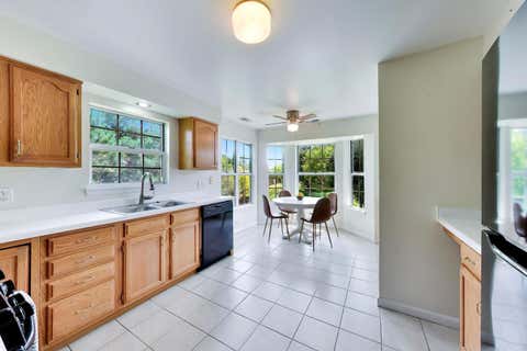 Tiny photo for 2802 Gilcrest Court, Schaumburg, IL 60193 (MLS # 12717106)