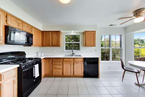 Tiny photo for 2802 Gilcrest Court, Schaumburg, IL 60193 (MLS # 12717106)