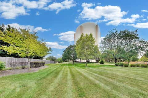 Tiny photo for 2802 Gilcrest Court, Schaumburg, IL 60193 (MLS # 12717106)