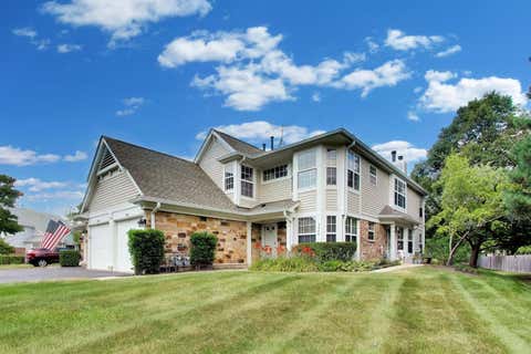 Photo of 2802 Gilcrest Court, Schaumburg, IL 60193 (MLS # 12717106)