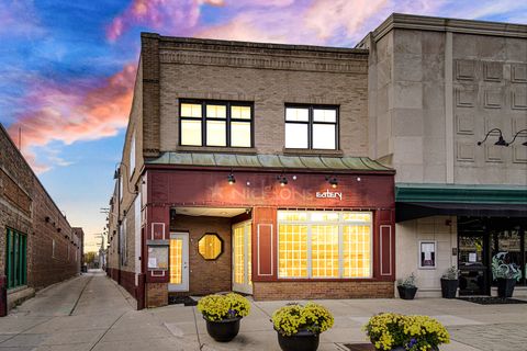 30 S La Grange Road La Grange IL 60525
