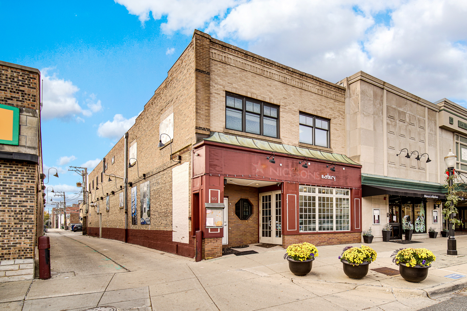 30 S La Grange Road