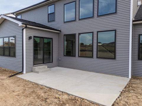 Tiny photo for 1009 Mount Carmel Road, Bloomington, IL 61705 (MLS # 12416813)