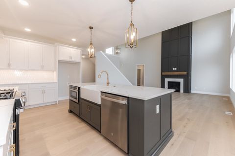 Tiny photo for 1009 Mount Carmel Road, Bloomington, IL 61705 (MLS # 12416813)