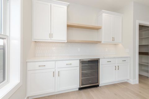 Tiny photo for 1009 Mount Carmel Road, Bloomington, IL 61705 (MLS # 12416813)