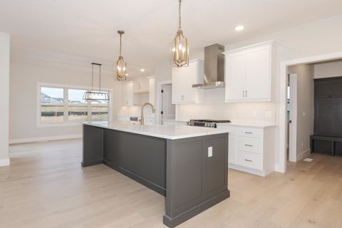 Tiny photo for 1009 Mount Carmel Road, Bloomington, IL 61705 (MLS # 12416813)