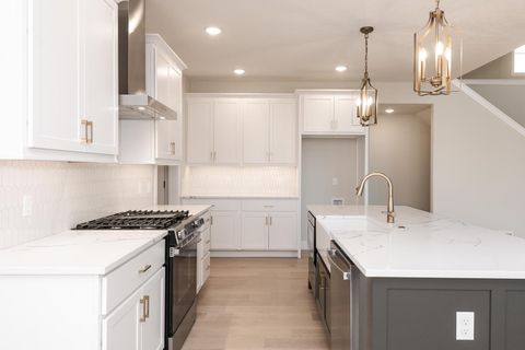 Tiny photo for 1009 Mount Carmel Road, Bloomington, IL 61705 (MLS # 12416813)