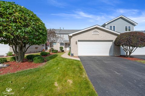 Photo of 8740 Ballycastle Lane, Tinley Park, IL 60487 (MLS # 12667342)