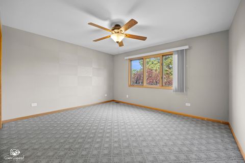 Tiny photo for 8740 Ballycastle Lane, Tinley Park, IL 60487 (MLS # 12667342)
