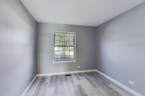 Tiny photo for 609 Hanover Court #X-1, Schaumburg, IL 60194 (MLS # 12501581)