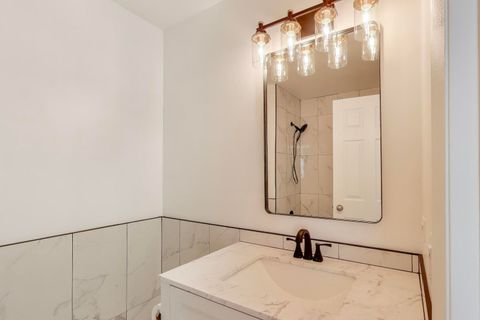 Tiny photo for 609 Hanover Court #X-1, Schaumburg, IL 60194 (MLS # 12501581)