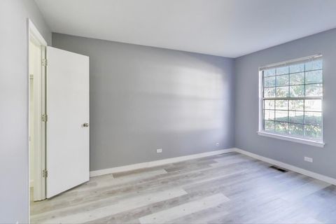 Tiny photo for 609 Hanover Court #X-1, Schaumburg, IL 60194 (MLS # 12501581)