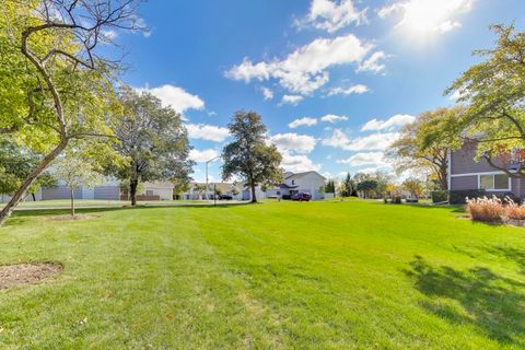 Tiny photo for 609 Hanover Court #X-1, Schaumburg, IL 60194 (MLS # 12501581)