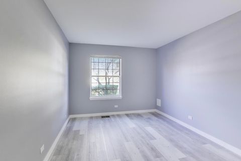 Tiny photo for 609 Hanover Court #X-1, Schaumburg, IL 60194 (MLS # 12501581)