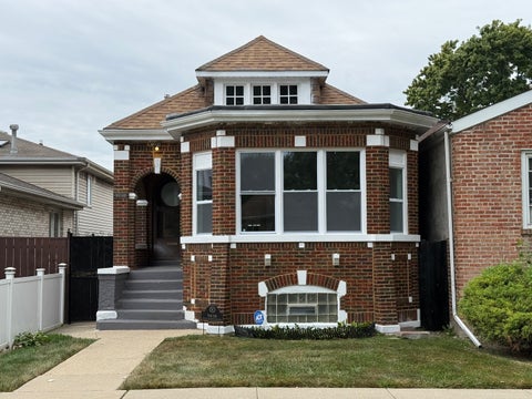 Photo of 9438 S Wabash Avenue, Chicago, IL 60619 (MLS # 12752435)