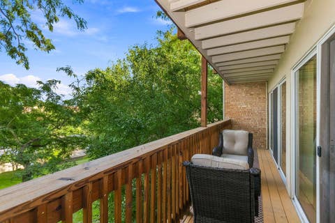 Tiny photo for 5803 Oakwood Drive #2D, Lisle, IL 60532 (MLS # 12737525)