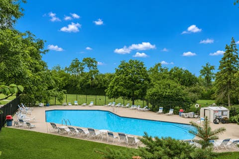 Tiny photo for 5803 Oakwood Drive #2D, Lisle, IL 60532 (MLS # 12737525)