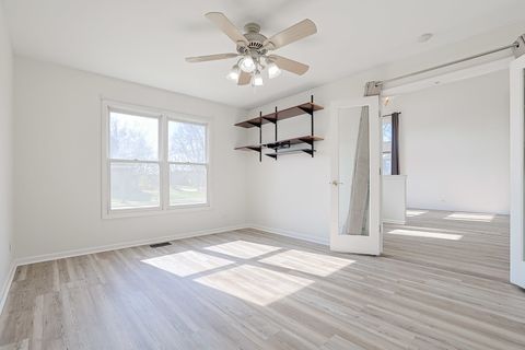 Tiny photo for 1432 Steeplechase Road, Bartlett, IL 60103 (MLS # 12591189)