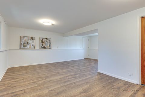 Tiny photo for 73 S Beck Road, Lindenhurst, IL 60046 (MLS # 12571540)