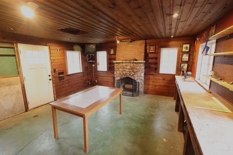 Tiny photo for 19 W Hattendorf Avenue, Roselle, IL 60172 (MLS # 12610106)