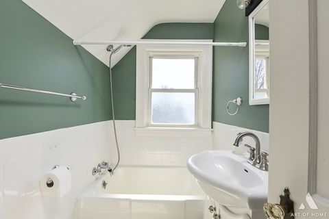 Tiny photo for 19 W Hattendorf Avenue, Roselle, IL 60172 (MLS # 12610106)