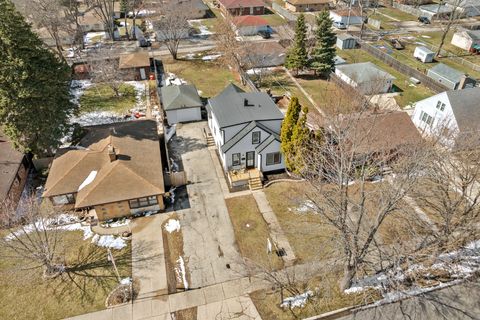 Tiny photo for 2114 Eshcol Avenue, Zion, IL 60099 (MLS # 12595646)