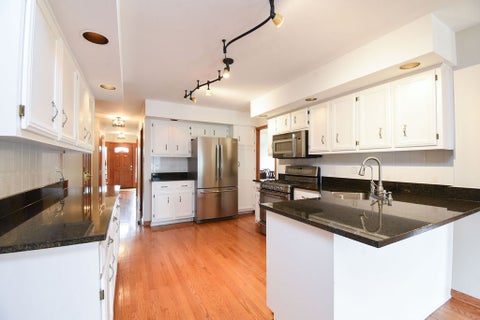 Tiny photo for 6928 154th Place, Oak Forest, IL 60452 (MLS # 12768452)