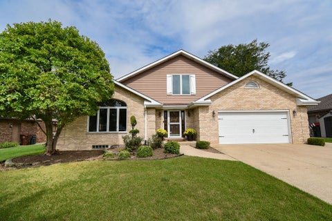 Photo of 6928 154th Place, Oak Forest, IL 60452 (MLS # 12768452)