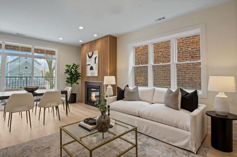 Tiny photo for 1304 W Winona Street #2, Chicago, IL 60640 (MLS # 12601776)