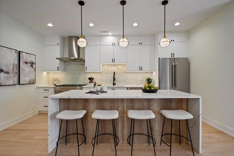 Tiny photo for 1304 W Winona Street #2, Chicago, IL 60640 (MLS # 12601776)