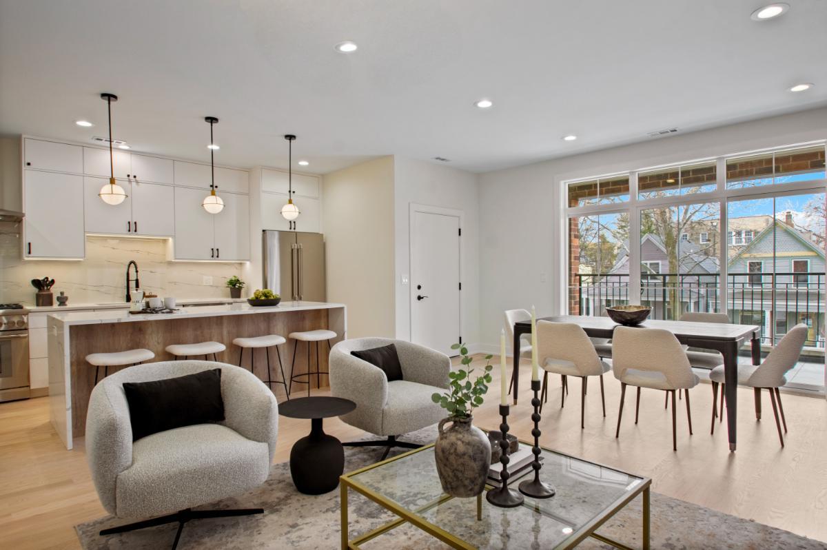 1304 W Winona Street 2