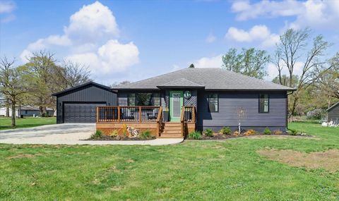 Photo of 110 N Elm Street, Loda, IL 60948 (MLS # 12621492)