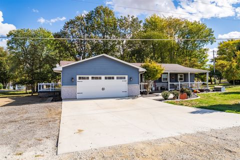 Tiny photo for 808 S SPRINGLAKE Road, Mahomet, IL 61853 (MLS # 12493357)