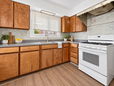 Tiny photo for 2130 W Highland Avenue, Chicago, IL 60659 (MLS # 12769091)
