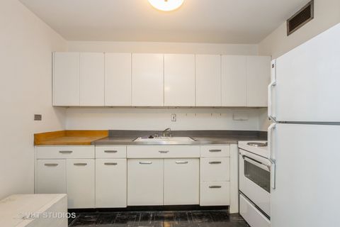 Tiny photo for 900 N Lake Shore Drive #708, Chicago, IL 60611 (MLS # 12483042)