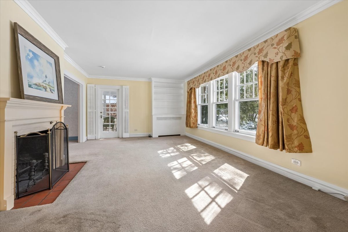 1119 Ridgewood Drive