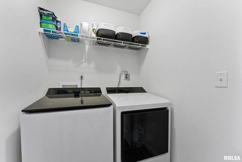 Tiny photo for 1572 Olde Brandy Lane, Davenport, IA 52807 (MLS # QC4269519)