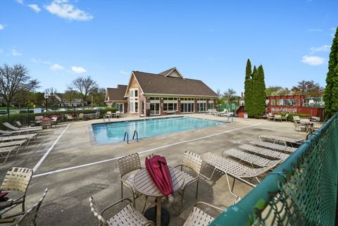 Tiny photo for 1943 N Charter Point Drive #D, Arlington Heights, IL 60004 (MLS # 12524267)