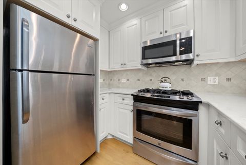 Tiny photo for 1943 N Charter Point Drive #D, Arlington Heights, IL 60004 (MLS # 12524267)