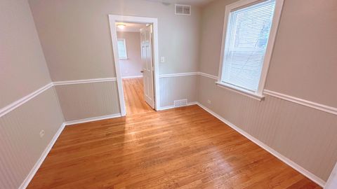 Tiny photo for 2612 W 89TH Place, Evergreen Park, IL 60805 (MLS # 12479356)