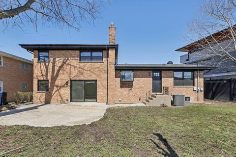 Tiny photo for 8135 W Rascher Avenue, Chicago, IL 60656 (MLS # 12606192)