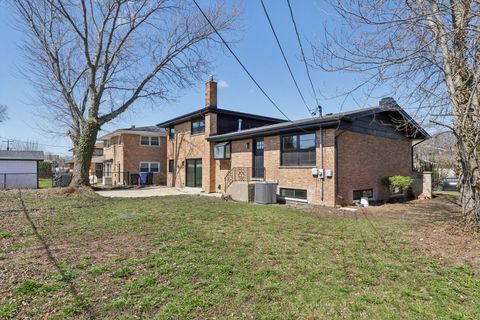 Tiny photo for 8135 W Rascher Avenue, Chicago, IL 60656 (MLS # 12606192)