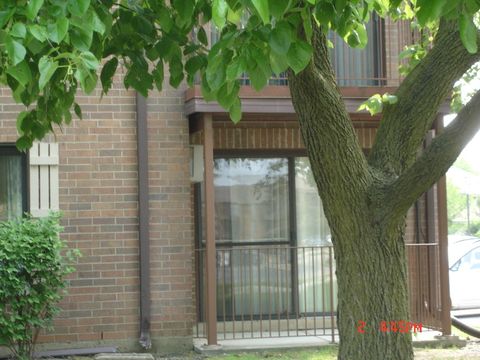 Tiny photo for 708 N Briar Hill Lane #2, Addison, IL 60101 (MLS # 12610970)