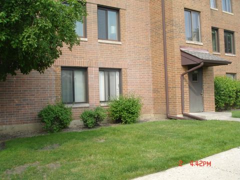 Photo of 708 N Briar Hill Lane #2, Addison, IL 60101 (MLS # 12610970)
