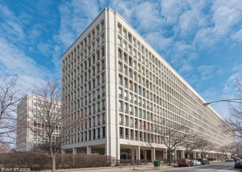 Photo of 1450 E 55th Place #825S, Chicago, IL 60637 (MLS # 12569357)