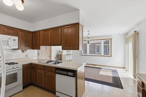 Tiny photo for 9242 N Washington Street, Niles, IL 60714 (MLS # 12663248)