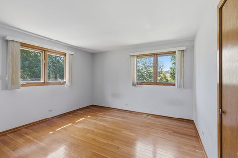 Tiny photo for 9242 N Washington Street, Niles, IL 60714 (MLS # 12663248)