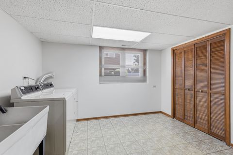 Tiny photo for 9242 N Washington Street, Niles, IL 60714 (MLS # 12663248)
