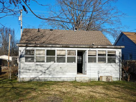 Tiny photo for 706 E 8th Street, Metropolis, IL 62960 (MLS # 12548568)