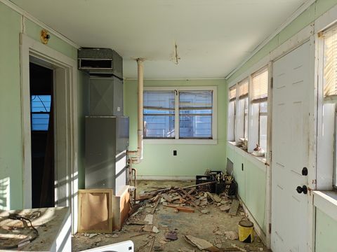 Tiny photo for 706 E 8th Street, Metropolis, IL 62960 (MLS # 12548568)